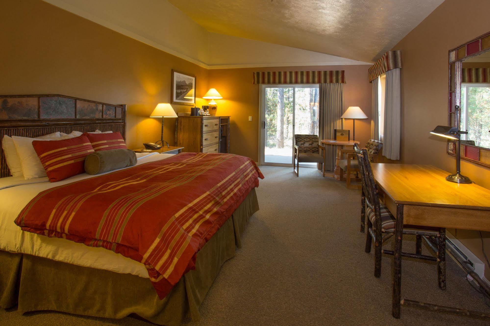Headwaters Lodge & Cabins At Flagg Ranch โมแรน ภายนอก รูปภาพ