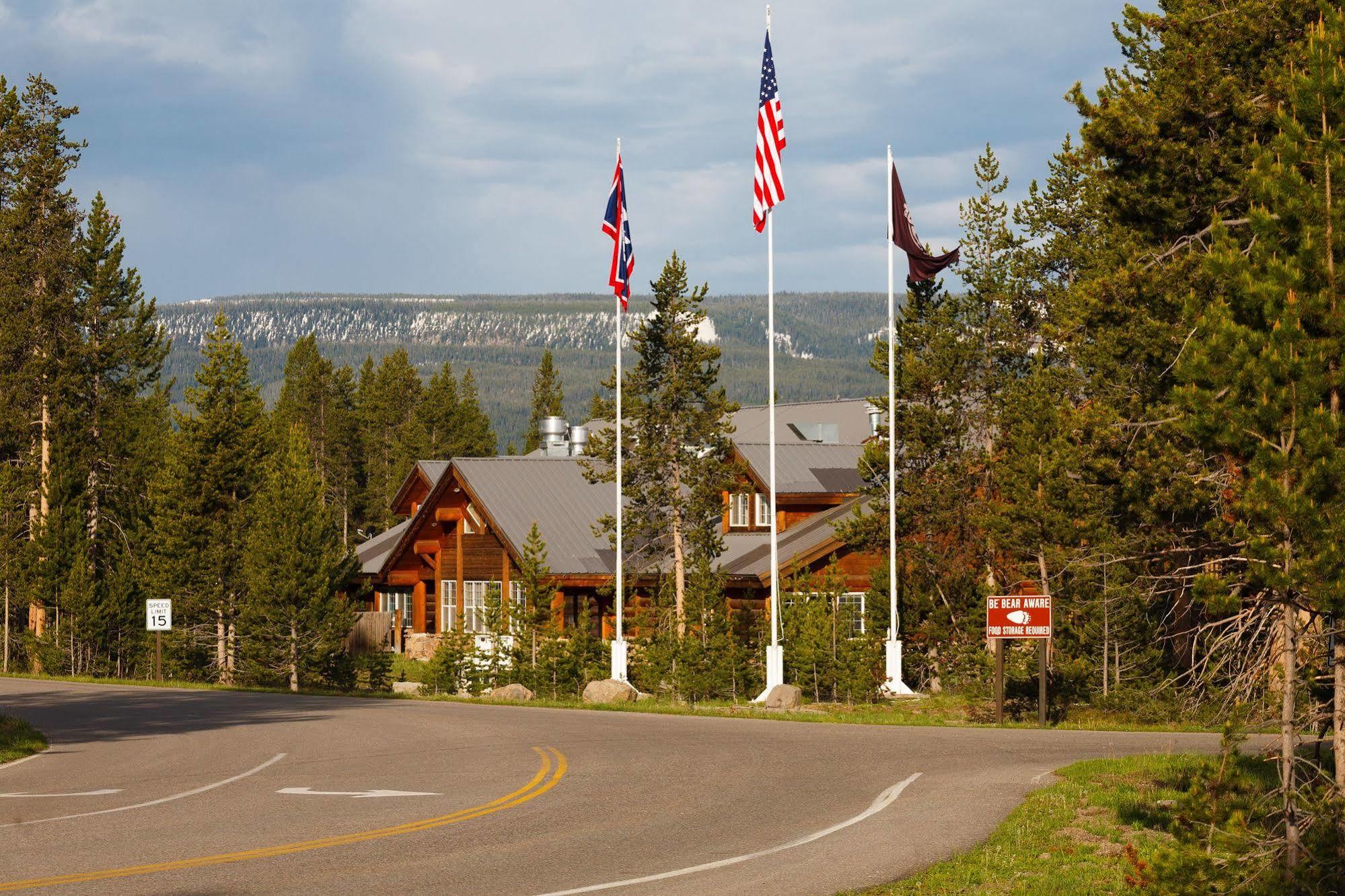 Headwaters Lodge & Cabins At Flagg Ranch โมแรน ภายนอก รูปภาพ