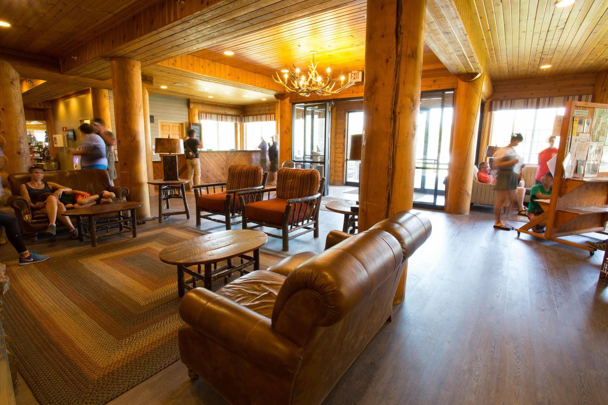 Headwaters Lodge & Cabins At Flagg Ranch โมแรน ภายนอก รูปภาพ
