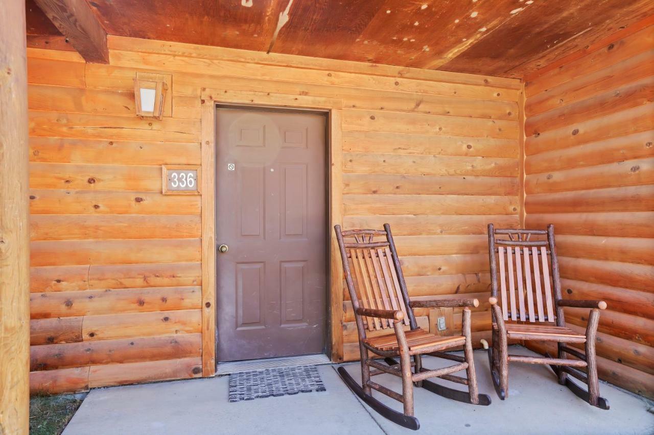 Headwaters Lodge & Cabins At Flagg Ranch โมแรน ภายนอก รูปภาพ